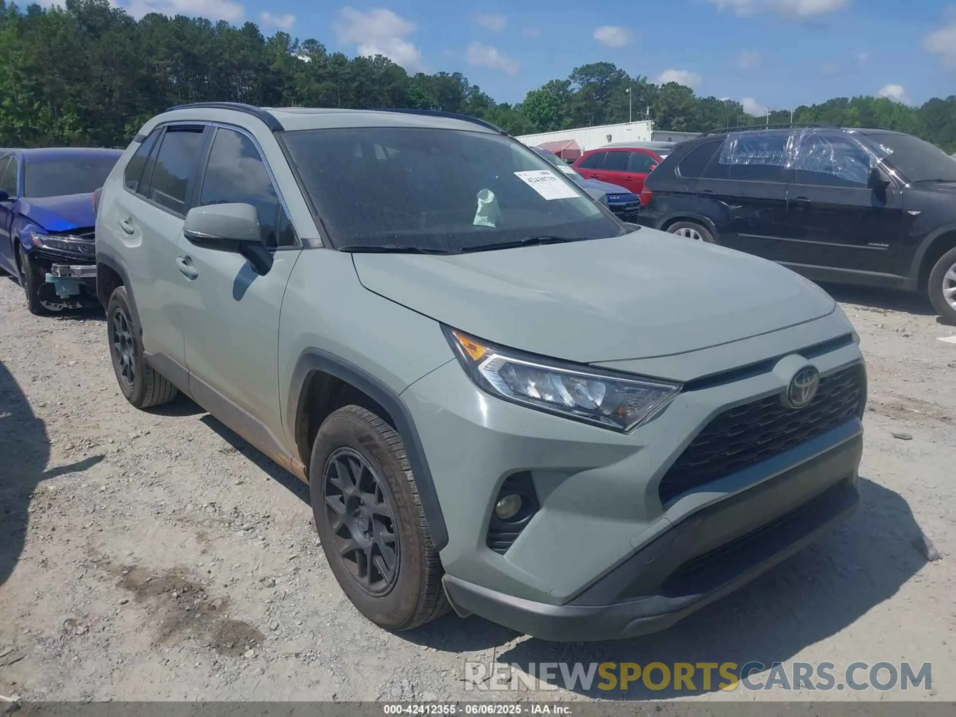 13 Photograph of a damaged car JTMW1RFV5KD029097 TOYOTA RAV4 2019