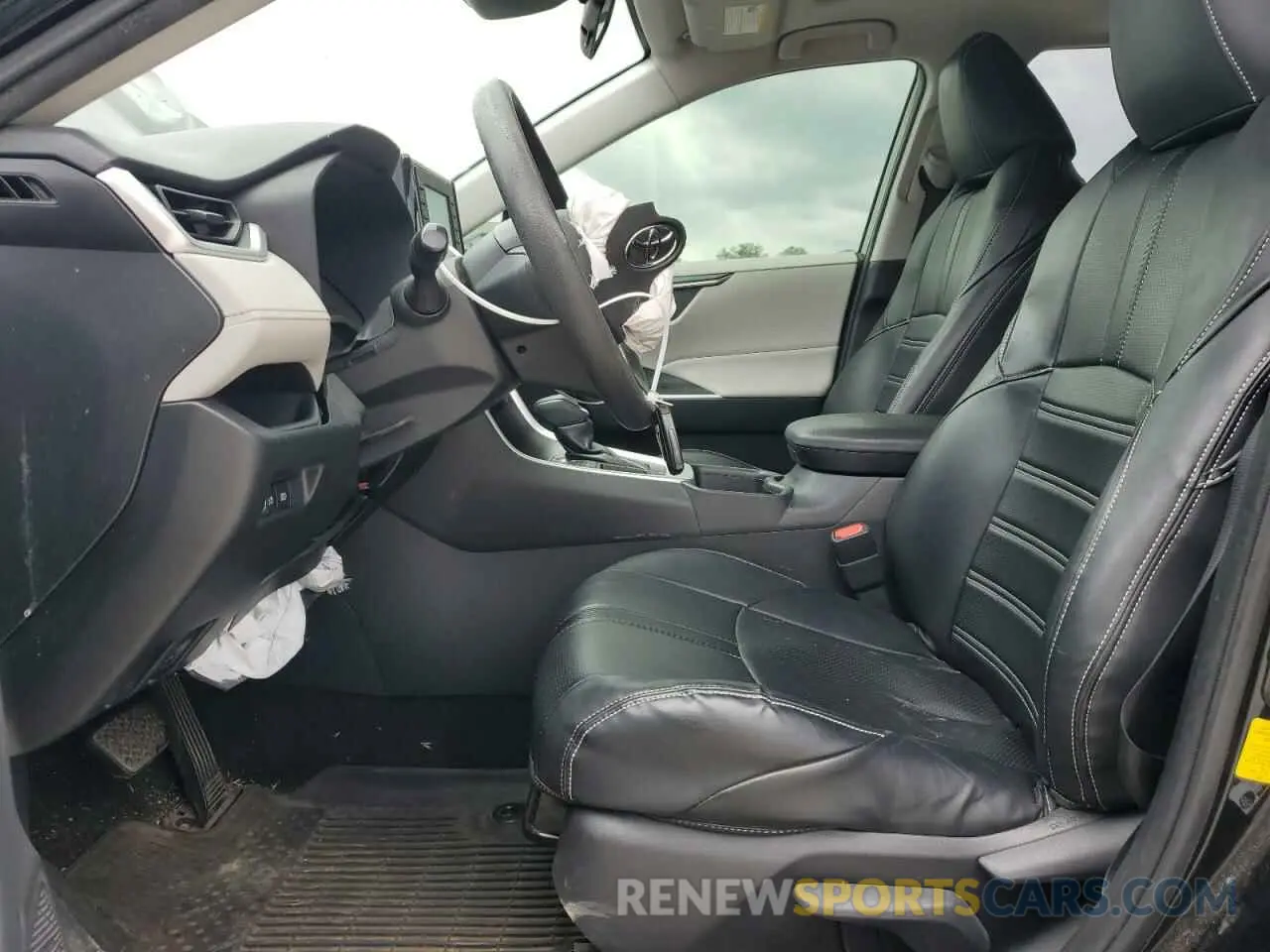7 Photograph of a damaged car JTMW1RFV5KD030718 TOYOTA RAV4 2019