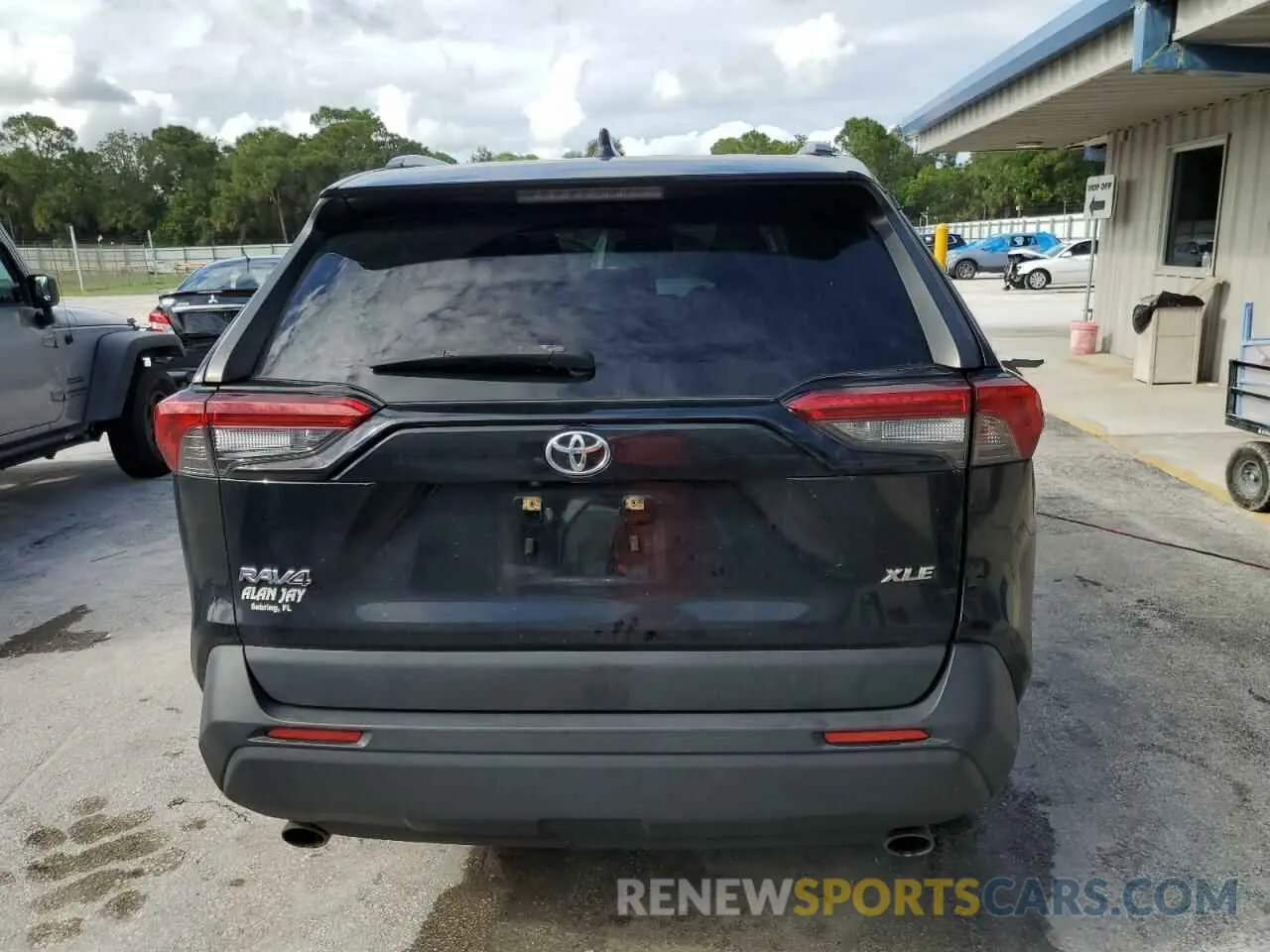 6 Photograph of a damaged car JTMW1RFV5KD040066 TOYOTA RAV4 2019