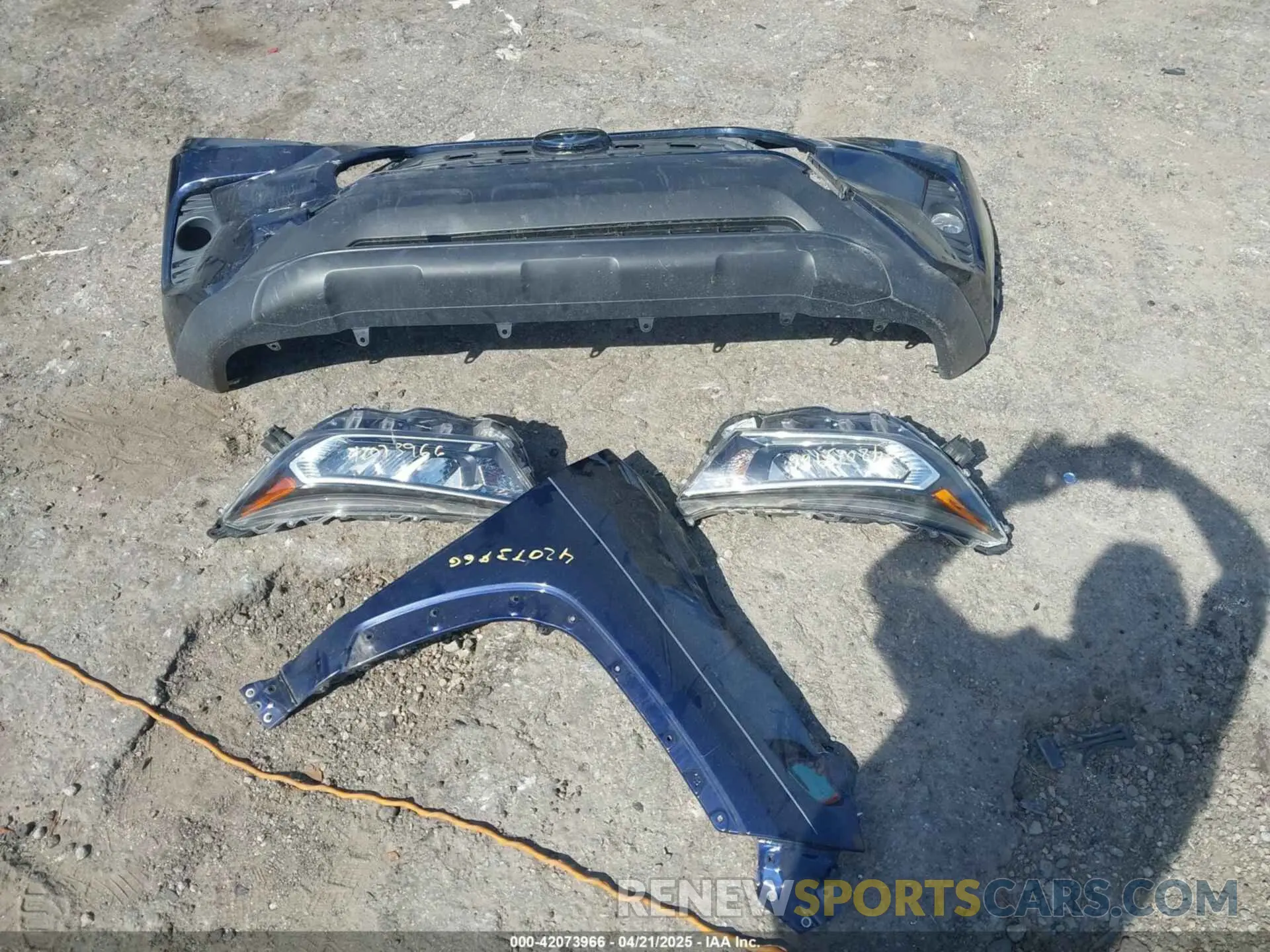 12 Photograph of a damaged car JTMW1RFV5KD502433 TOYOTA RAV4 2019