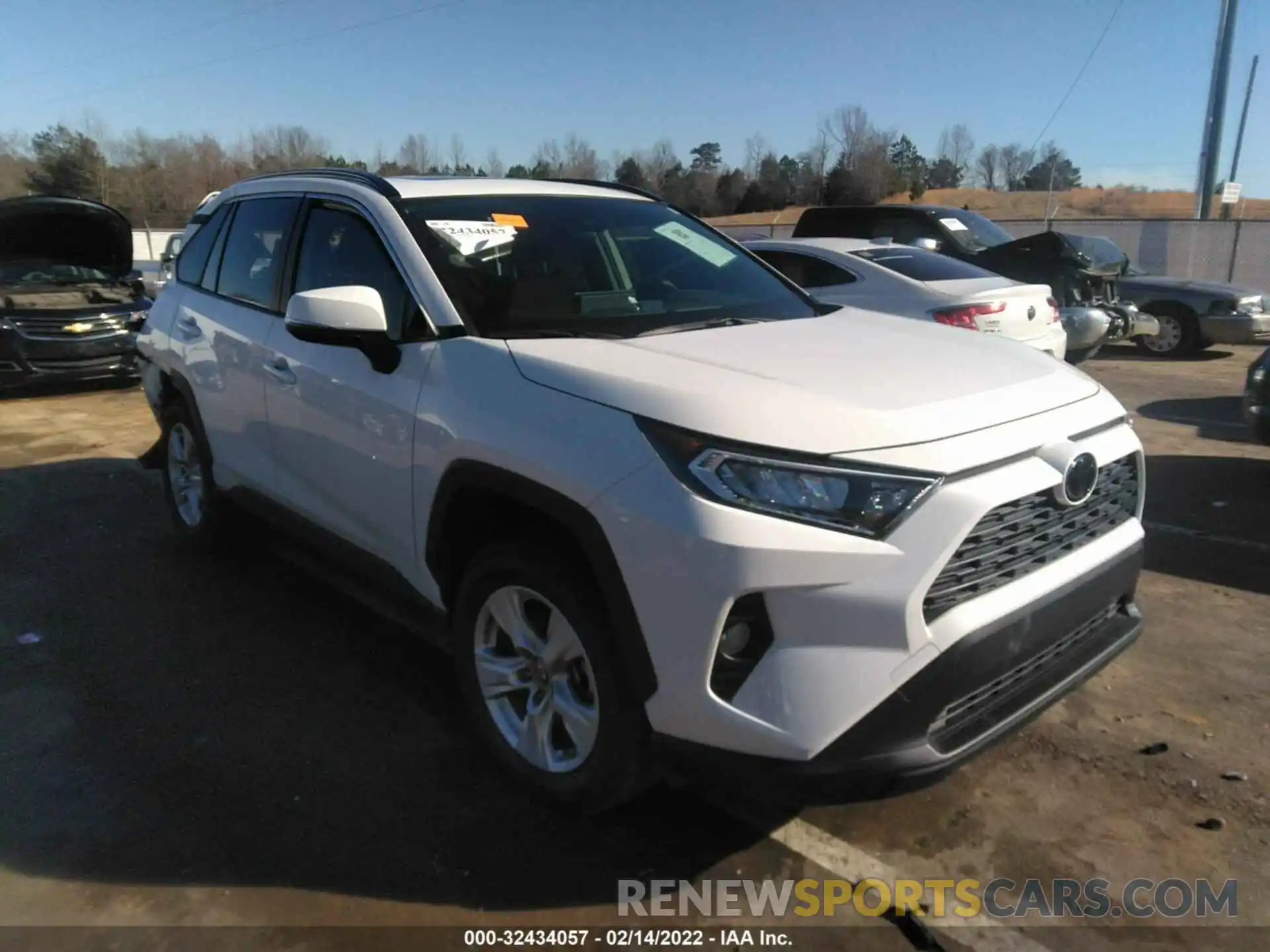 1 Photograph of a damaged car JTMW1RFV5KD507180 TOYOTA RAV4 2019