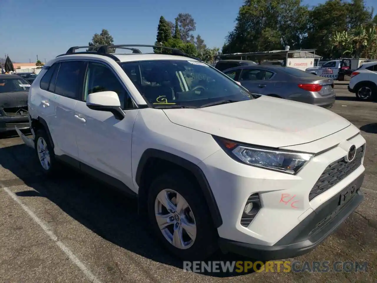 1 Photograph of a damaged car JTMW1RFV5KD507874 TOYOTA RAV4 2019