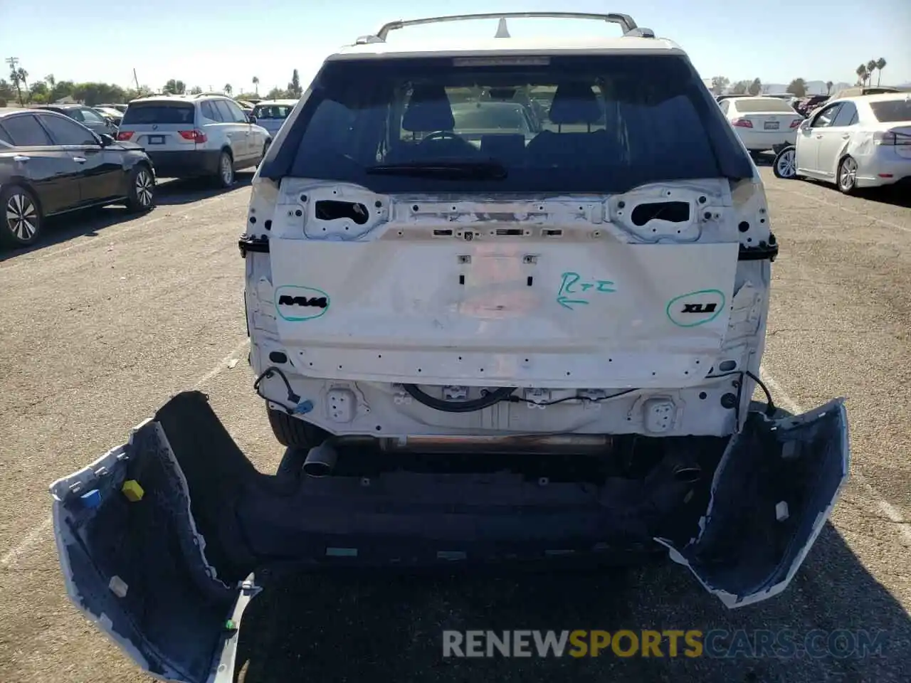 9 Photograph of a damaged car JTMW1RFV5KD507874 TOYOTA RAV4 2019