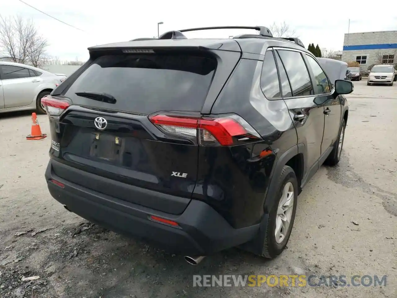 4 Photograph of a damaged car JTMW1RFV5KJ002287 TOYOTA RAV4 2019