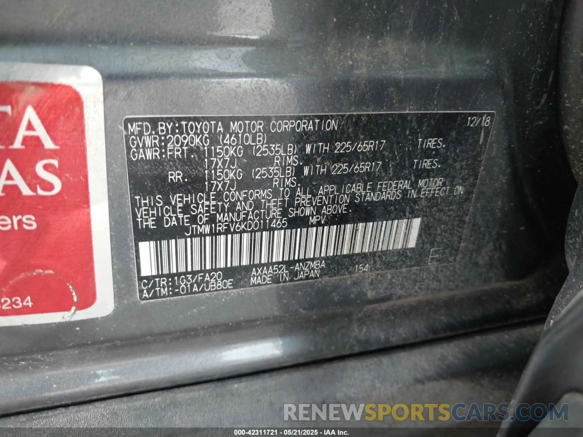 9 Photograph of a damaged car JTMW1RFV6KD011465 TOYOTA RAV4 2019