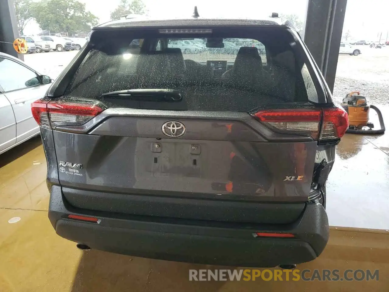 6 Photograph of a damaged car JTMW1RFV6KD012051 TOYOTA RAV4 2019