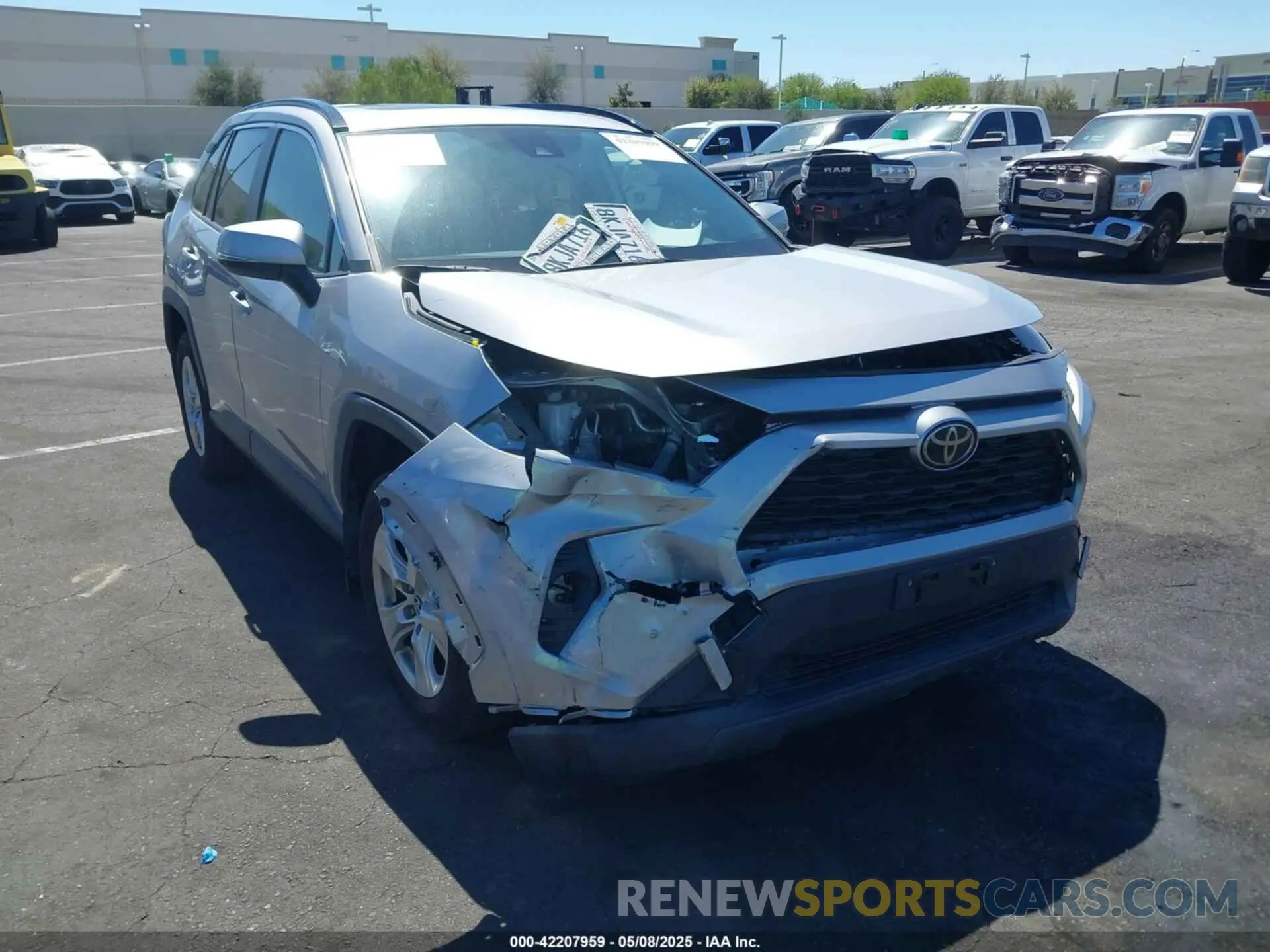 1 Photograph of a damaged car JTMW1RFV6KD024071 TOYOTA RAV4 2019