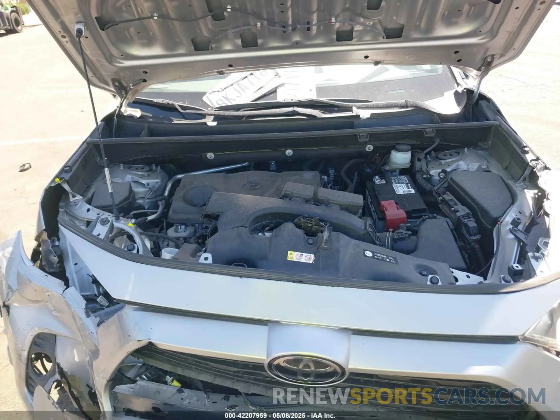 10 Photograph of a damaged car JTMW1RFV6KD024071 TOYOTA RAV4 2019