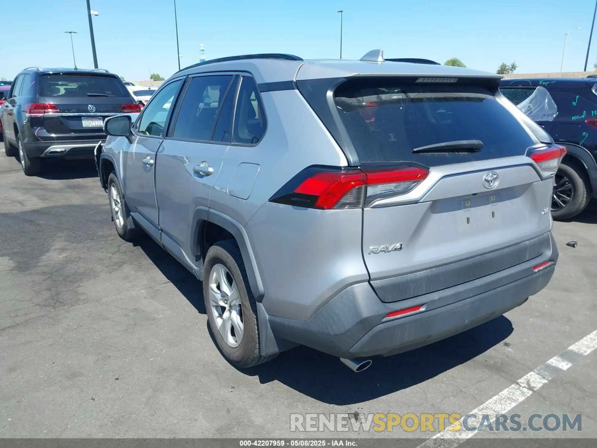 3 Photograph of a damaged car JTMW1RFV6KD024071 TOYOTA RAV4 2019
