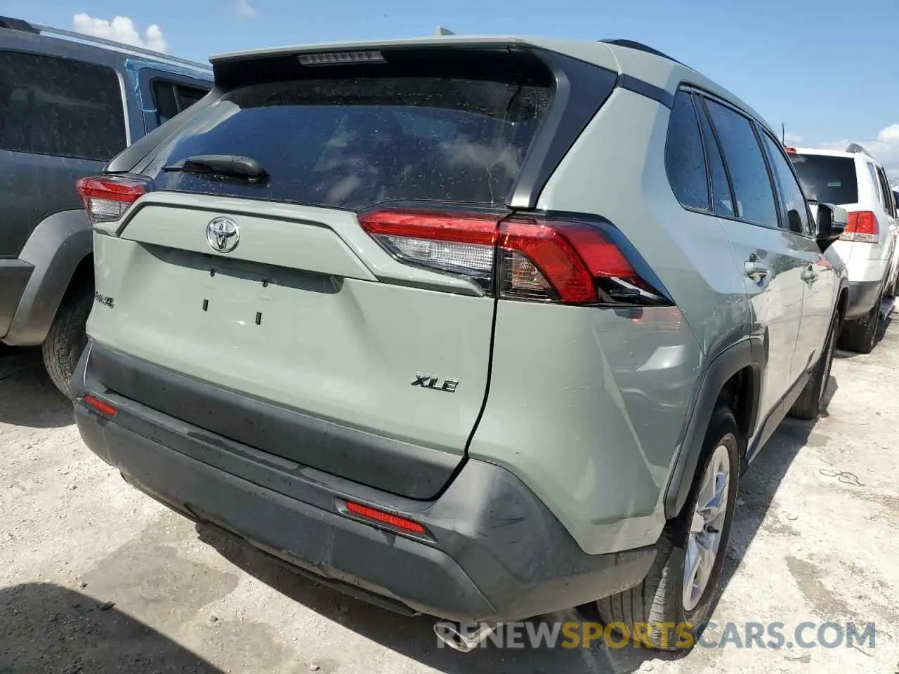 3 Photograph of a damaged car JTMW1RFV6KD031831 TOYOTA RAV4 2019