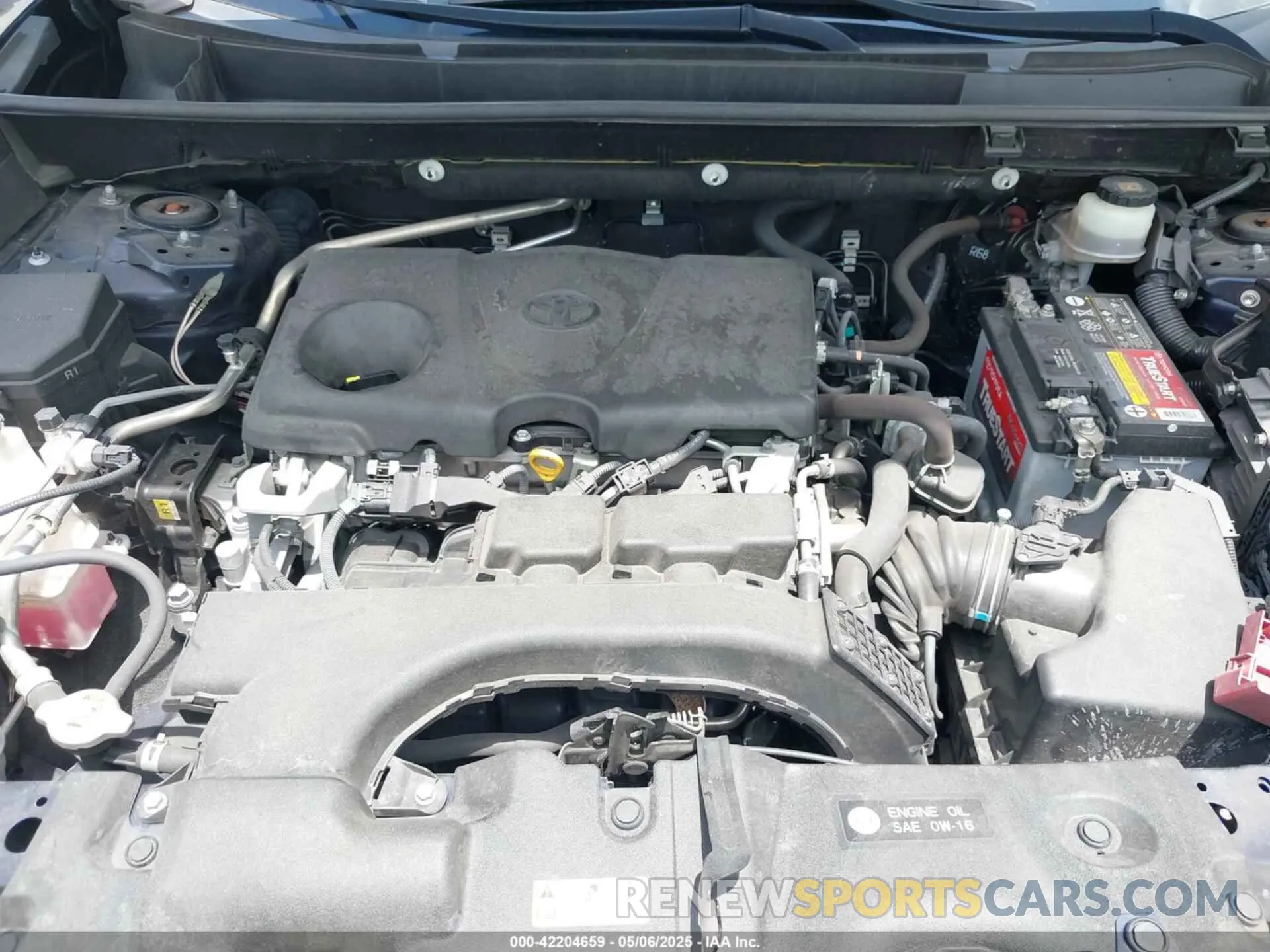 10 Photograph of a damaged car JTMW1RFV6KD502439 TOYOTA RAV4 2019