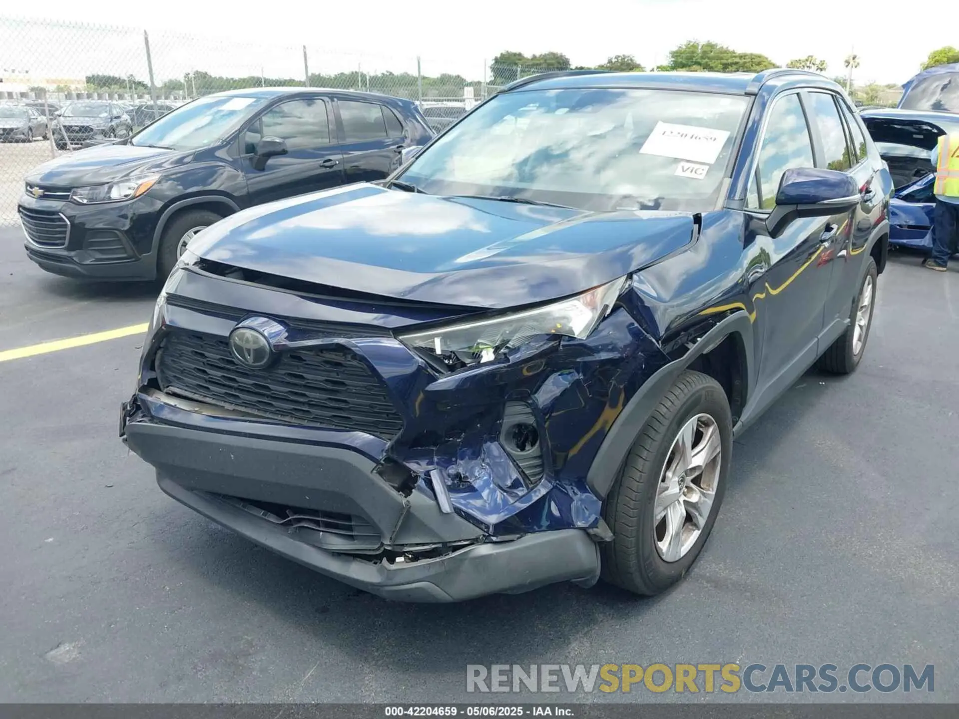 6 Photograph of a damaged car JTMW1RFV6KD502439 TOYOTA RAV4 2019