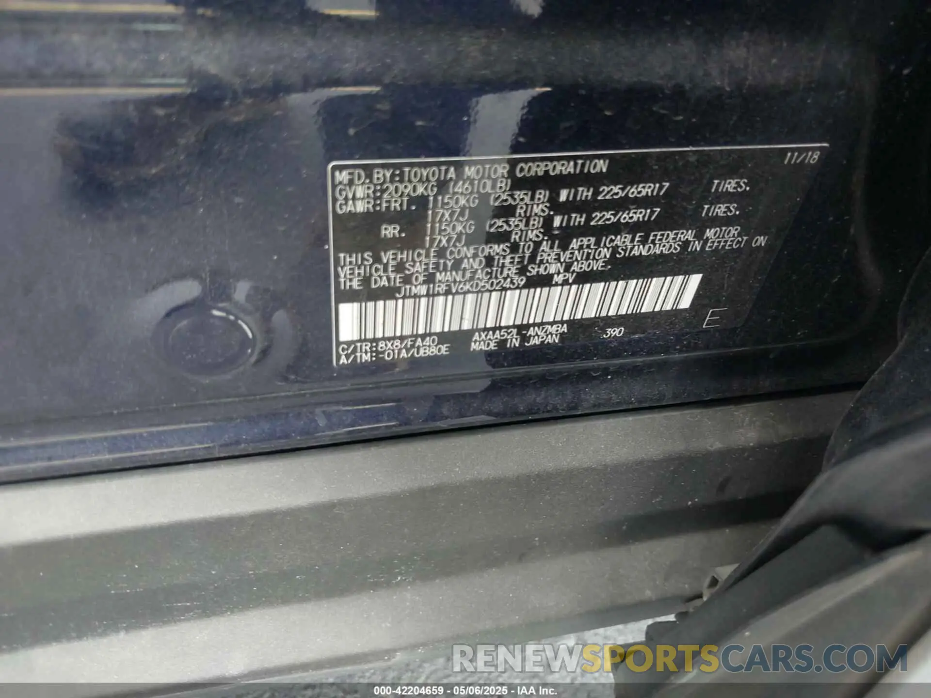 9 Photograph of a damaged car JTMW1RFV6KD502439 TOYOTA RAV4 2019