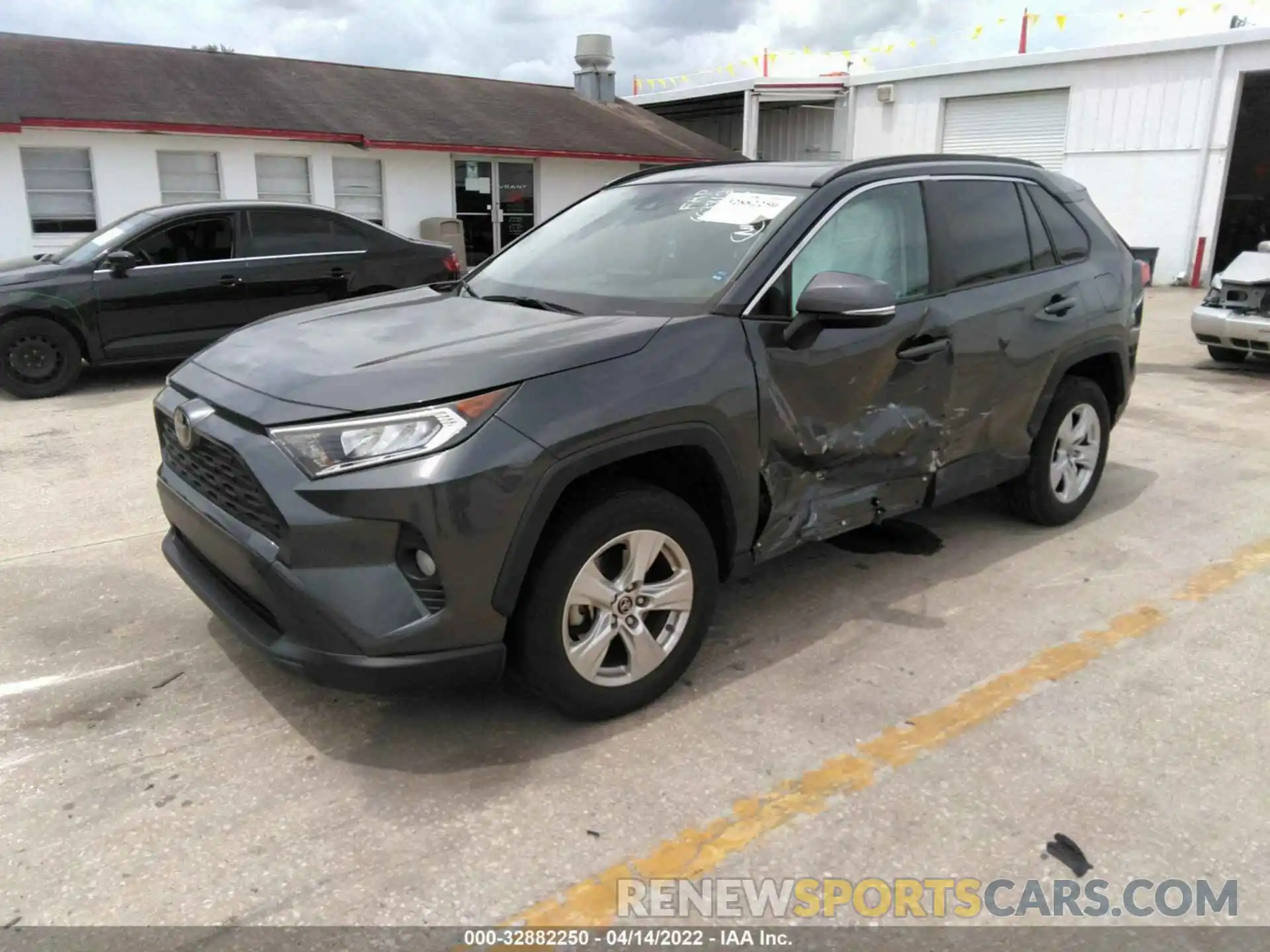 2 Photograph of a damaged car JTMW1RFV6KD504515 TOYOTA RAV4 2019