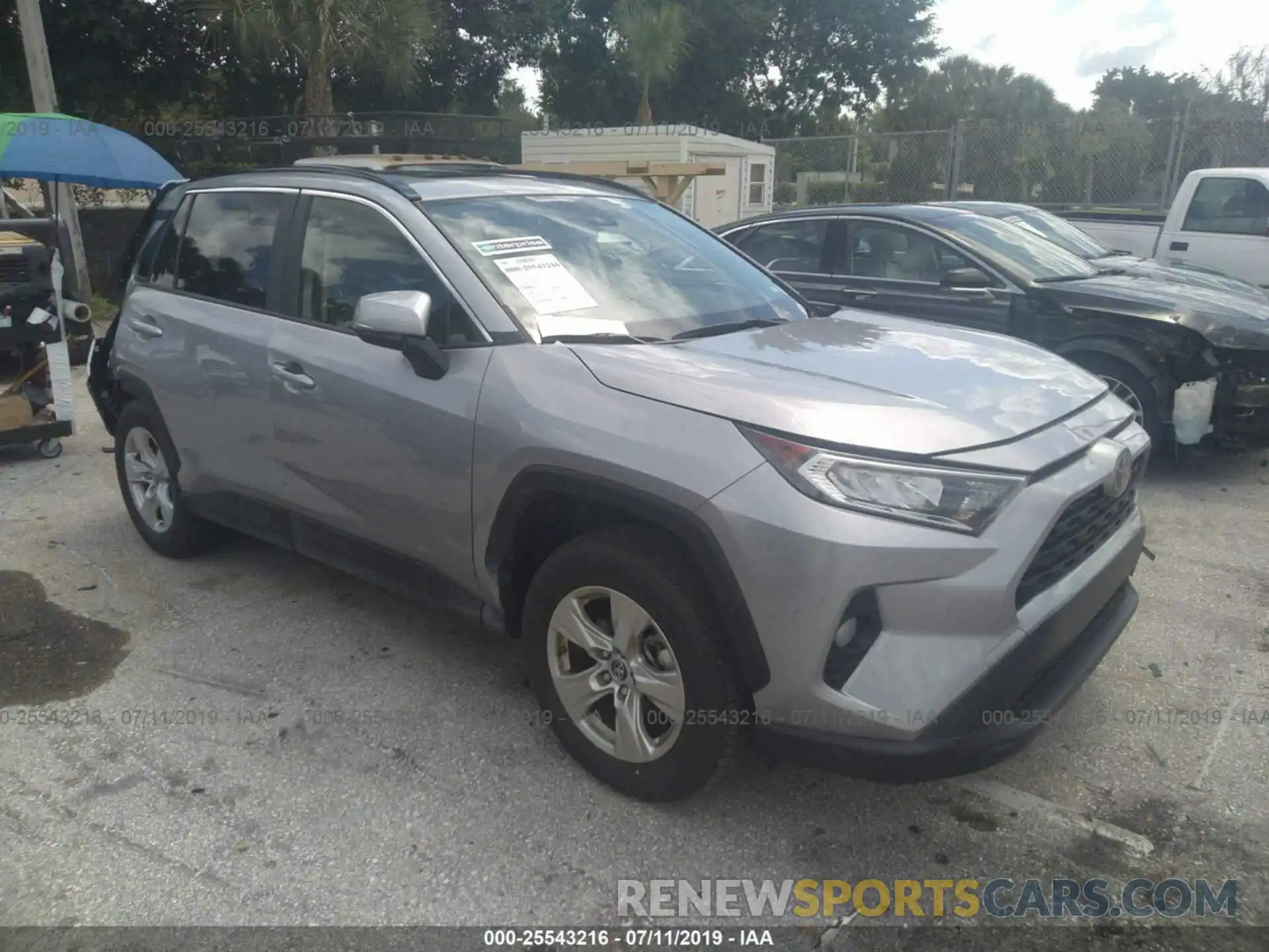 1 Photograph of a damaged car JTMW1RFV6KD506183 TOYOTA RAV4 2019