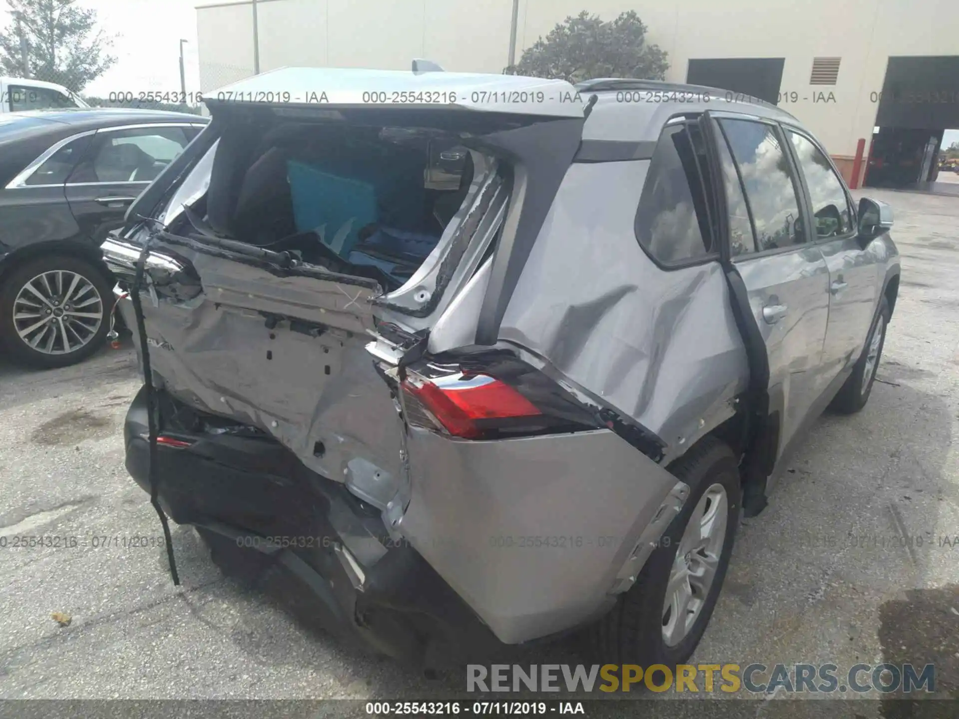 6 Photograph of a damaged car JTMW1RFV6KD506183 TOYOTA RAV4 2019