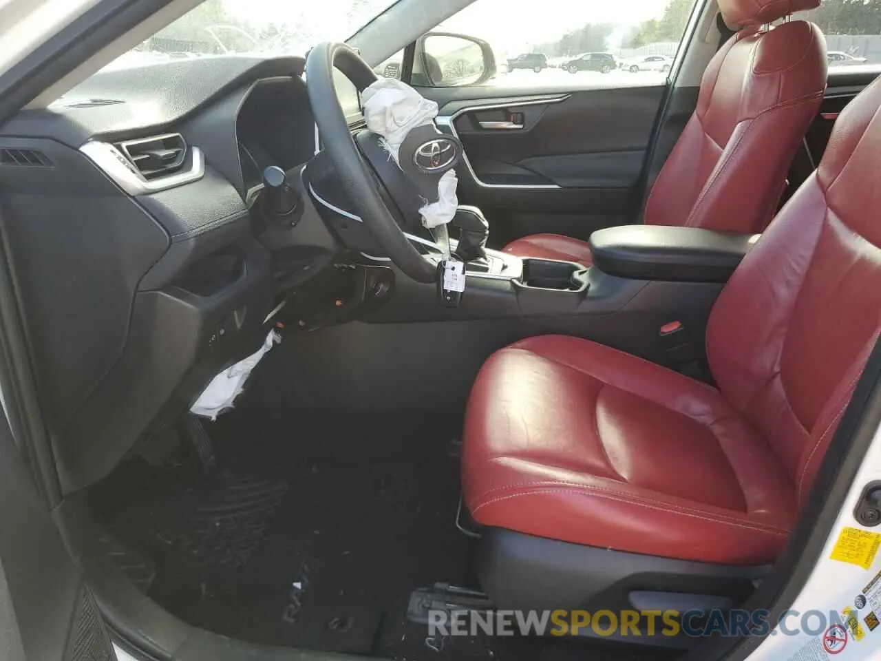 7 Photograph of a damaged car JTMW1RFV6KD508063 TOYOTA RAV4 2019