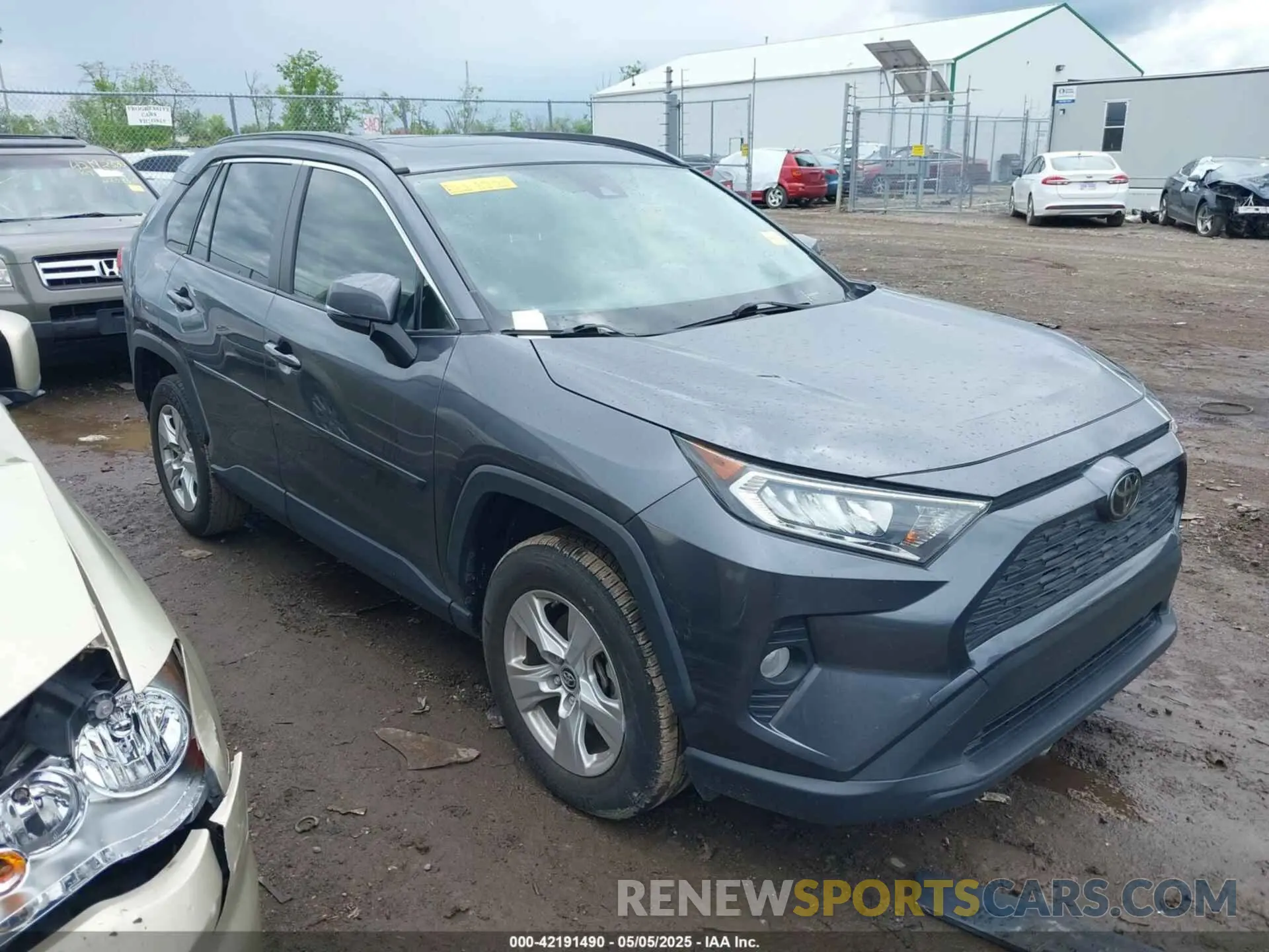 1 Photograph of a damaged car JTMW1RFV6KD513554 TOYOTA RAV4 2019