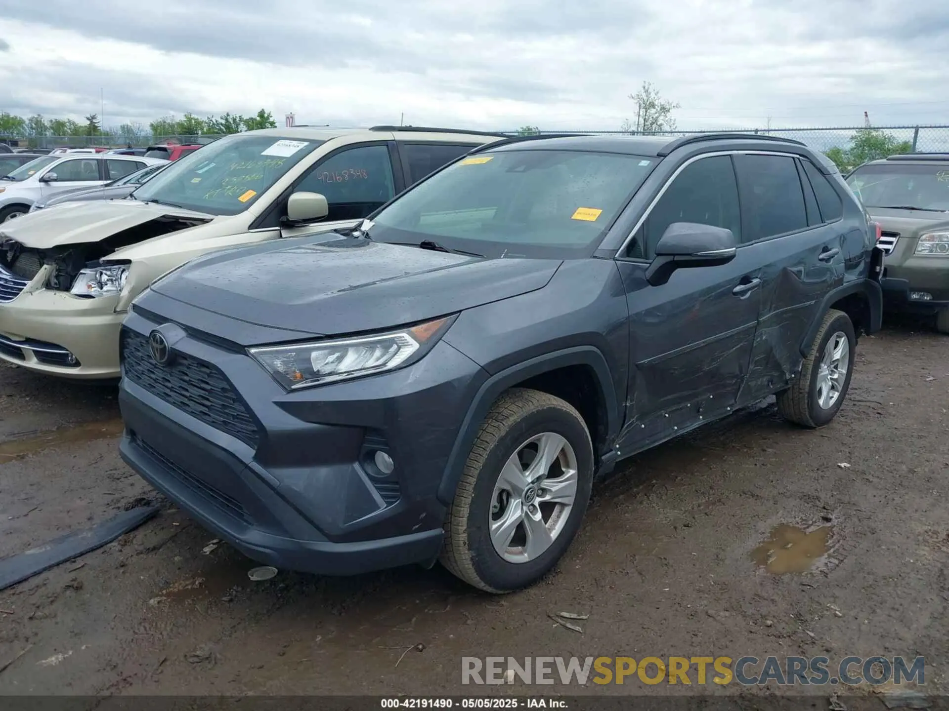 2 Photograph of a damaged car JTMW1RFV6KD513554 TOYOTA RAV4 2019