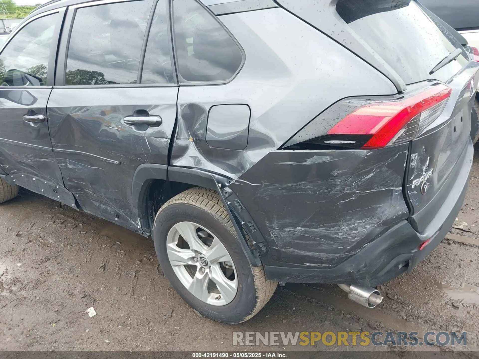 6 Photograph of a damaged car JTMW1RFV6KD513554 TOYOTA RAV4 2019