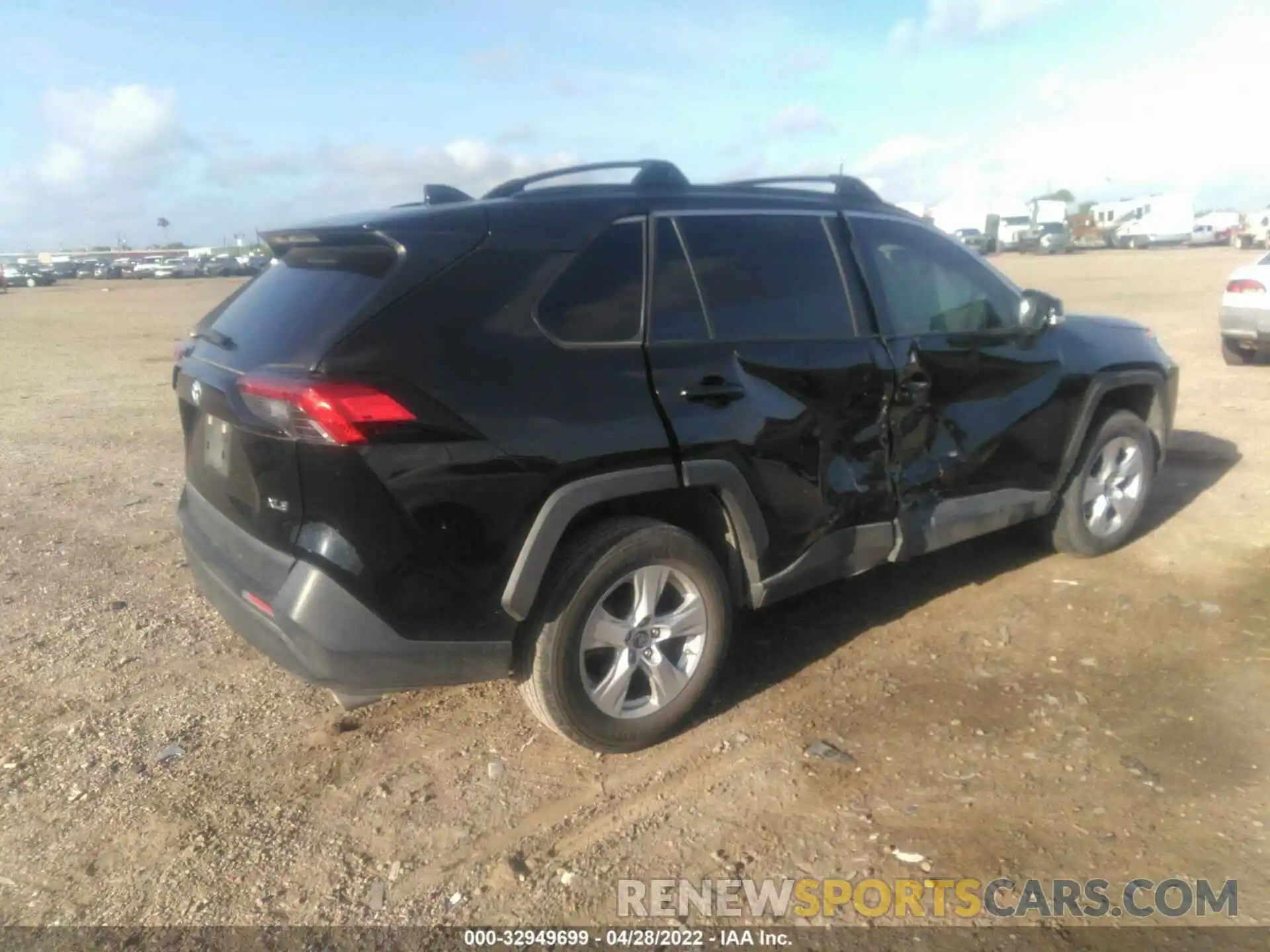 4 Photograph of a damaged car JTMW1RFV6KD513683 TOYOTA RAV4 2019