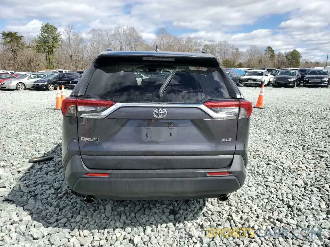 6 Photograph of a damaged car JTMW1RFV6KJ005909 TOYOTA RAV4 2019