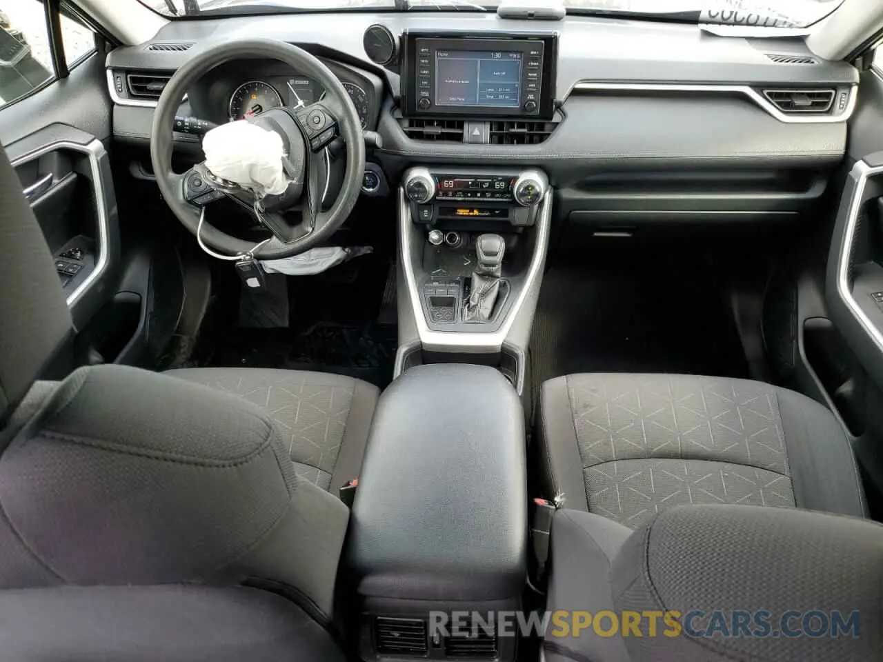 8 Photograph of a damaged car JTMW1RFV6KJ005909 TOYOTA RAV4 2019