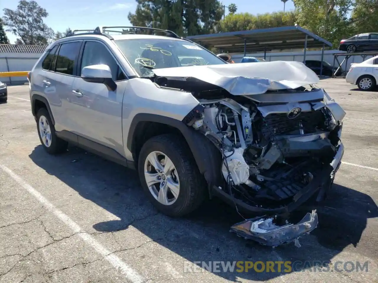 1 Photograph of a damaged car JTMW1RFV6KJ011516 TOYOTA RAV4 2019