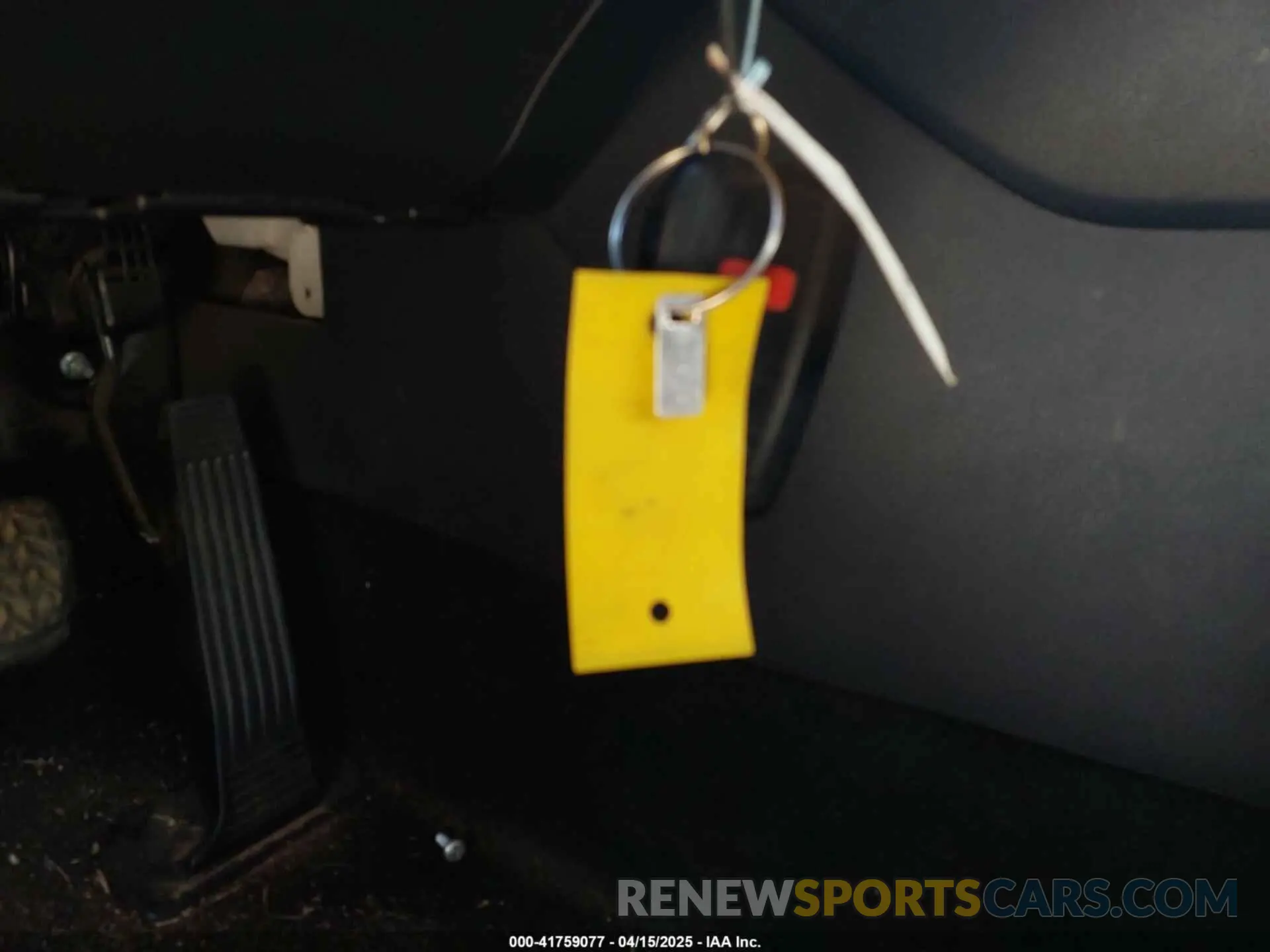 11 Photograph of a damaged car JTMW1RFV7KD041106 TOYOTA RAV4 2019