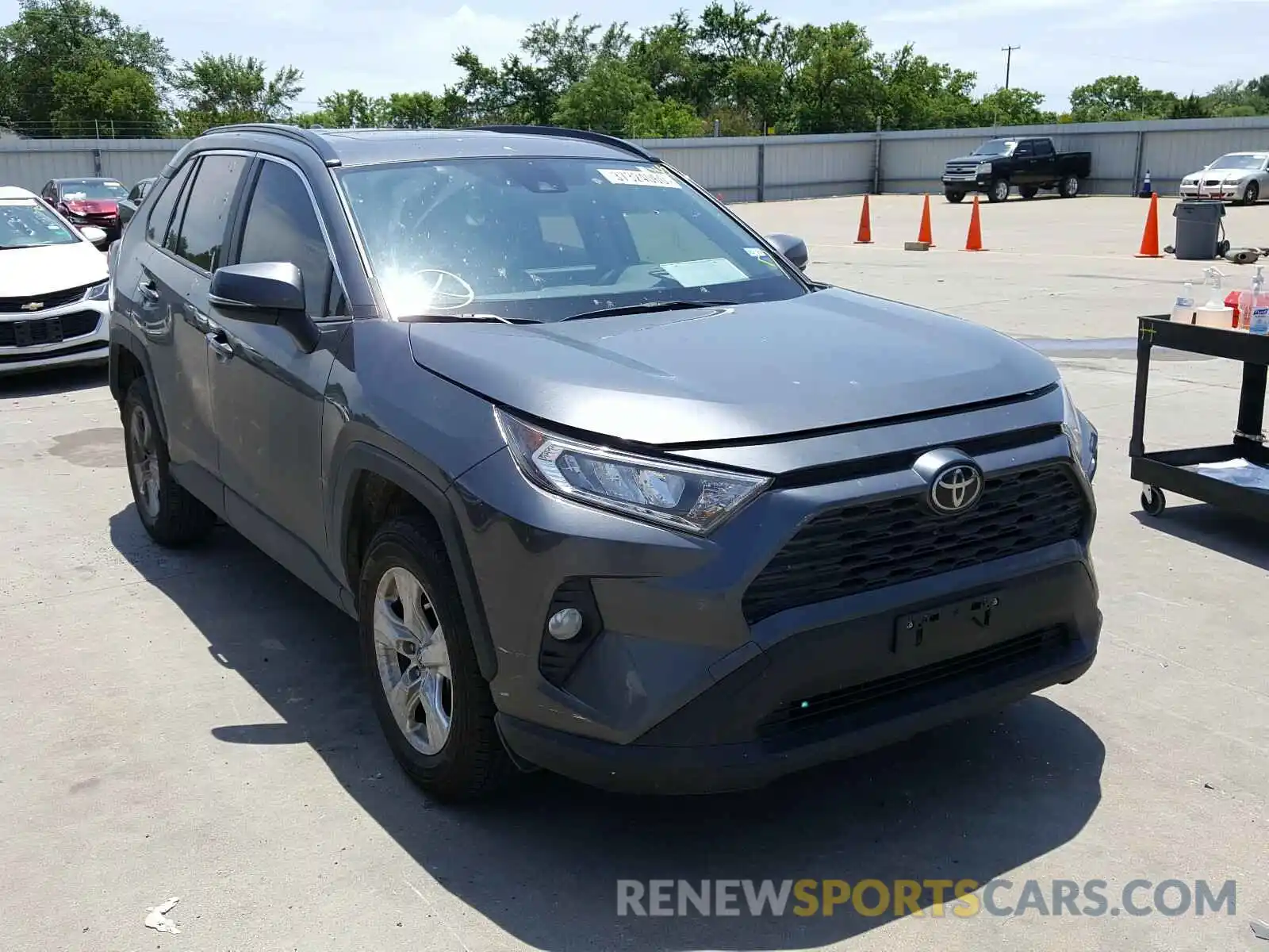 1 Photograph of a damaged car JTMW1RFV8KD012522 TOYOTA RAV4 2019