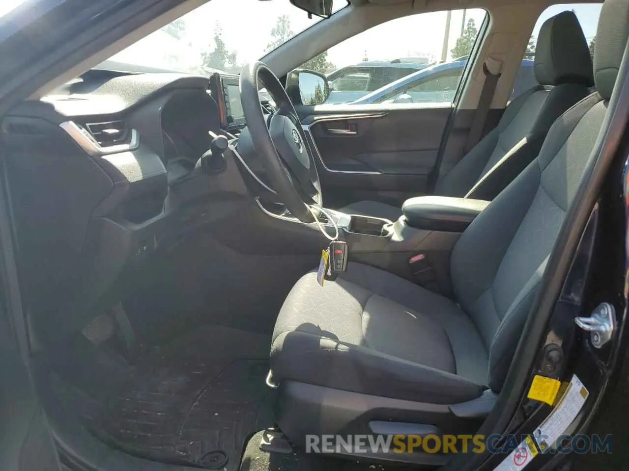 7 Photograph of a damaged car JTMW1RFV8KD012701 TOYOTA RAV4 2019