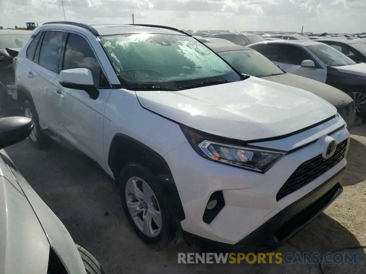 4 Photograph of a damaged car JTMW1RFV8KD018434 TOYOTA RAV4 2019