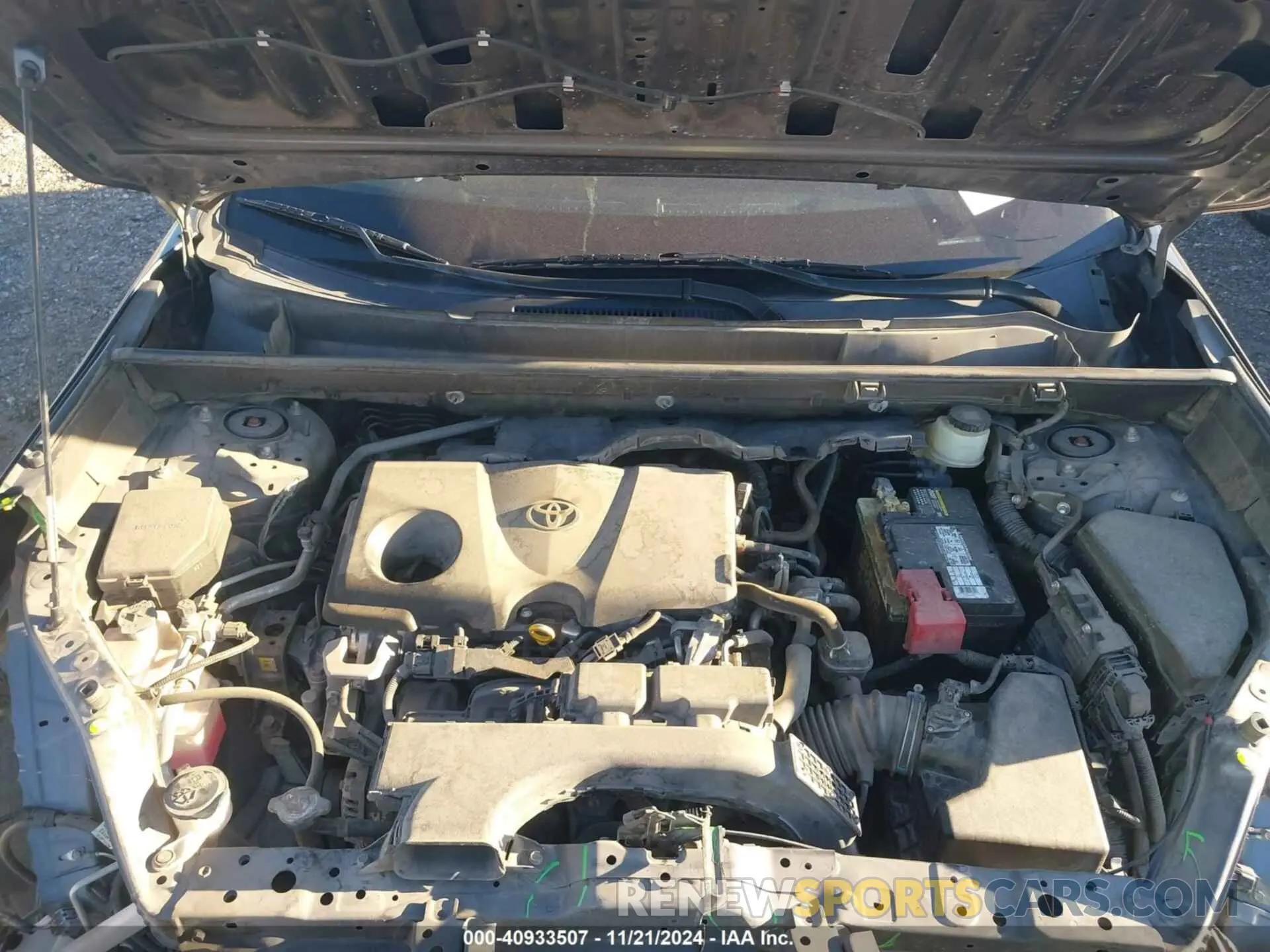 10 Photograph of a damaged car JTMW1RFV8KD029367 TOYOTA RAV4 2019