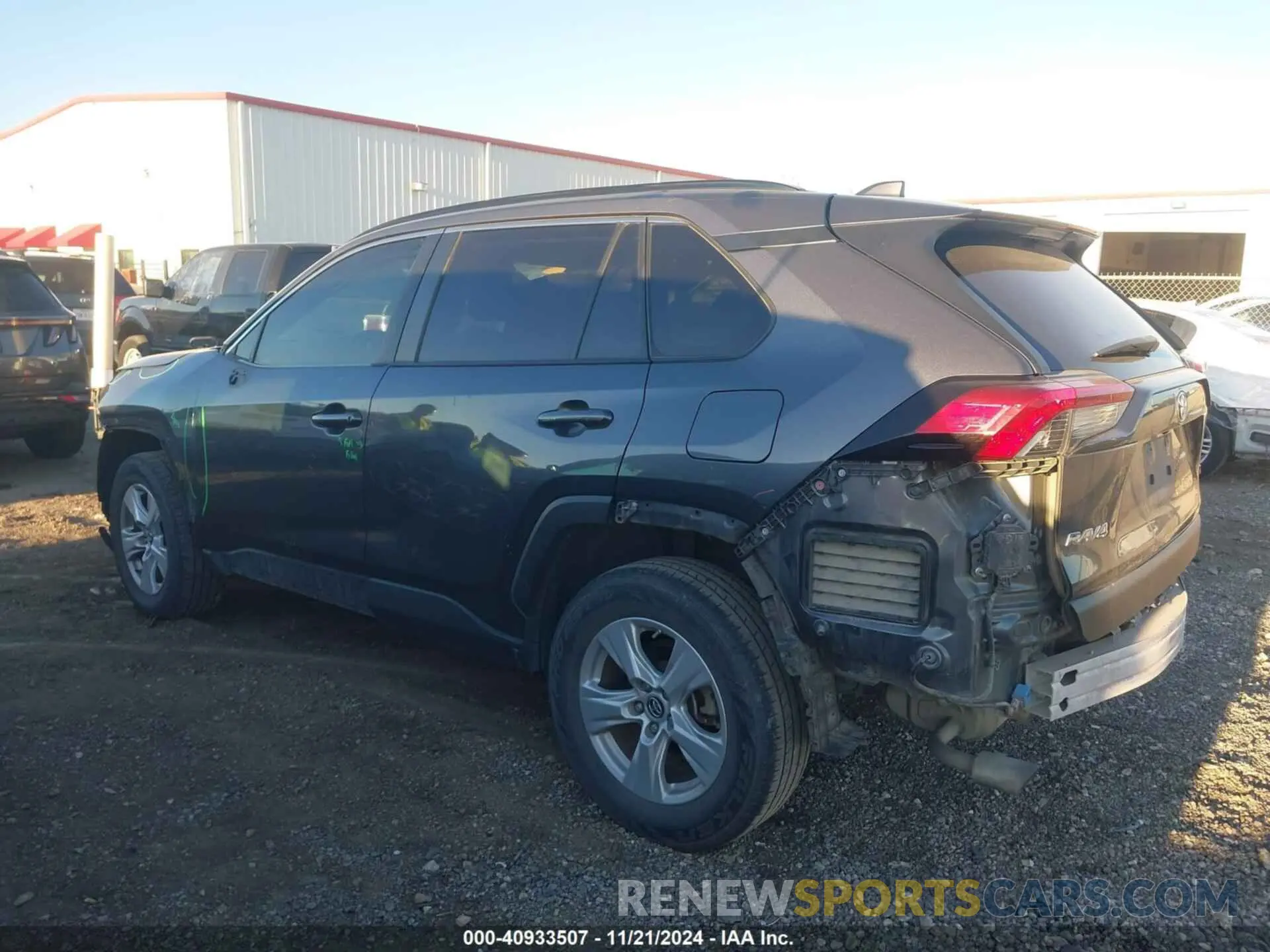 15 Photograph of a damaged car JTMW1RFV8KD029367 TOYOTA RAV4 2019