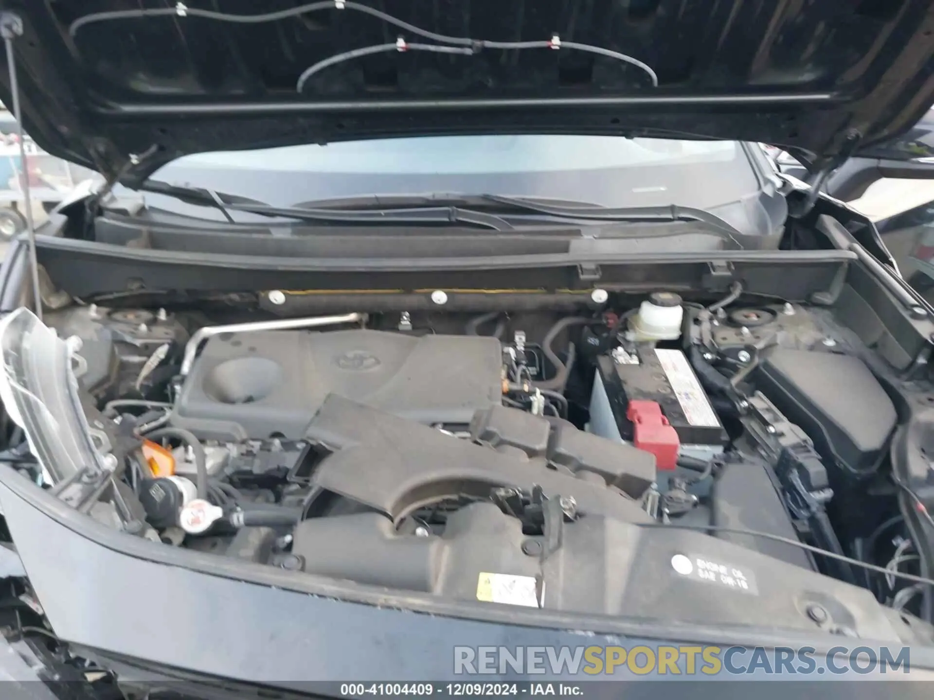 10 Photograph of a damaged car JTMW1RFV8KJ012411 TOYOTA RAV4 2019