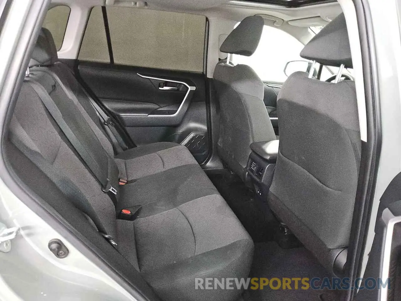11 Photograph of a damaged car JTMW1RFV9KD030009 TOYOTA RAV4 2019