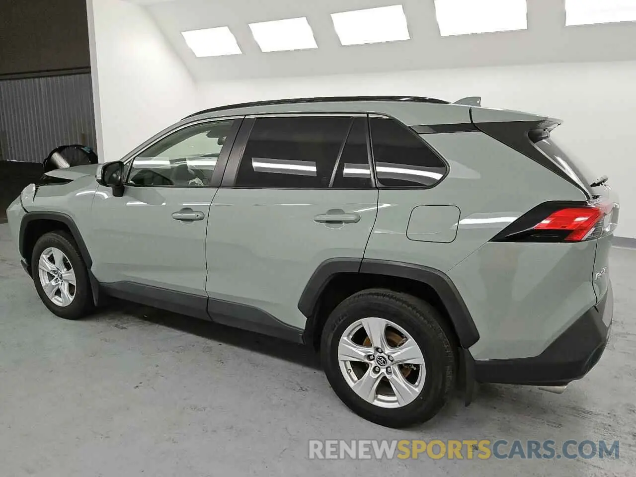 2 Photograph of a damaged car JTMW1RFV9KD030009 TOYOTA RAV4 2019