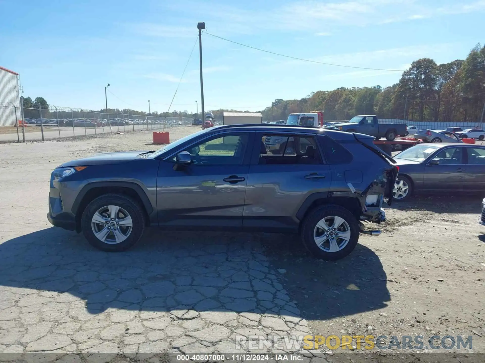 15 Photograph of a damaged car JTMW1RFV9KD506470 TOYOTA RAV4 2019