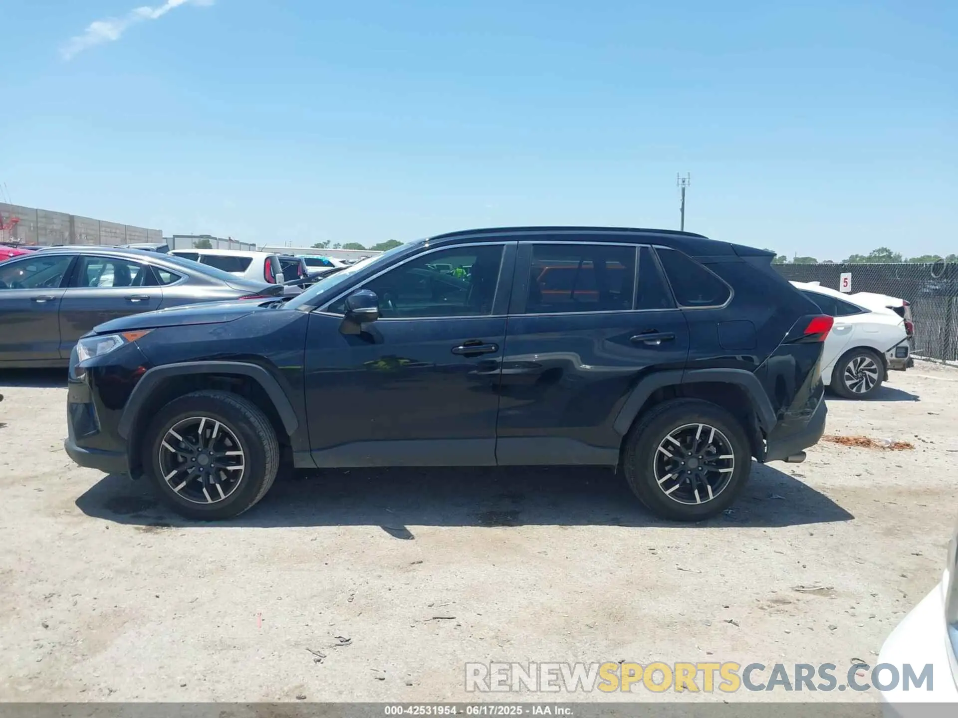 14 Photograph of a damaged car JTMW1RFV9KD508137 TOYOTA RAV4 2019