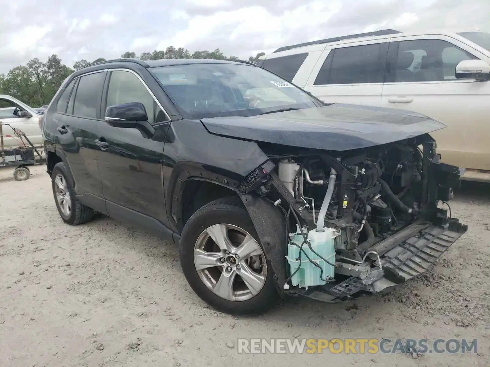 1 Photograph of a damaged car JTMW1RFV9KJ001269 TOYOTA RAV4 2019