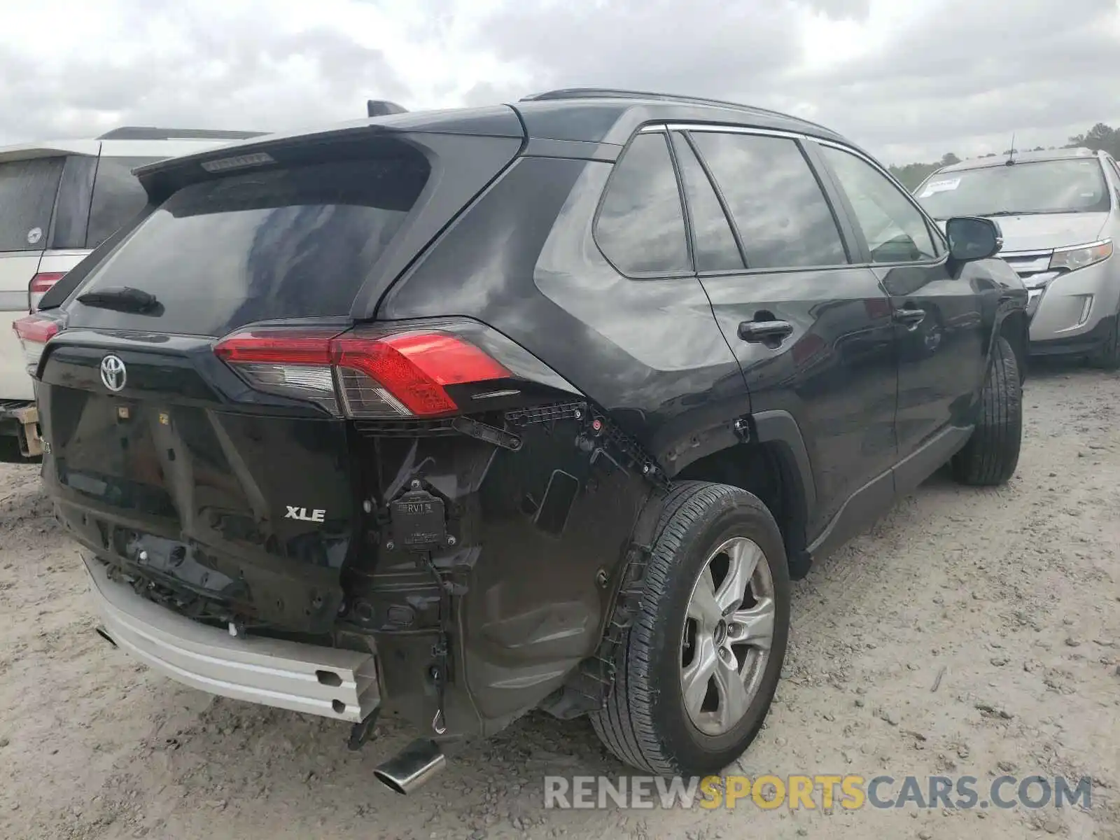 4 Photograph of a damaged car JTMW1RFV9KJ001269 TOYOTA RAV4 2019