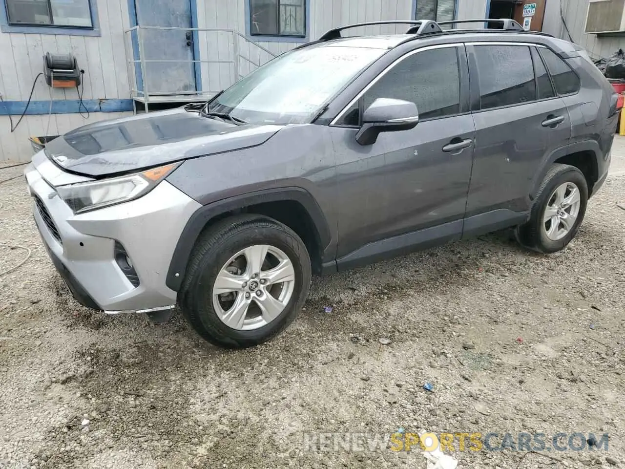 1 Photograph of a damaged car JTMW1RFV9KJ004138 TOYOTA RAV4 2019