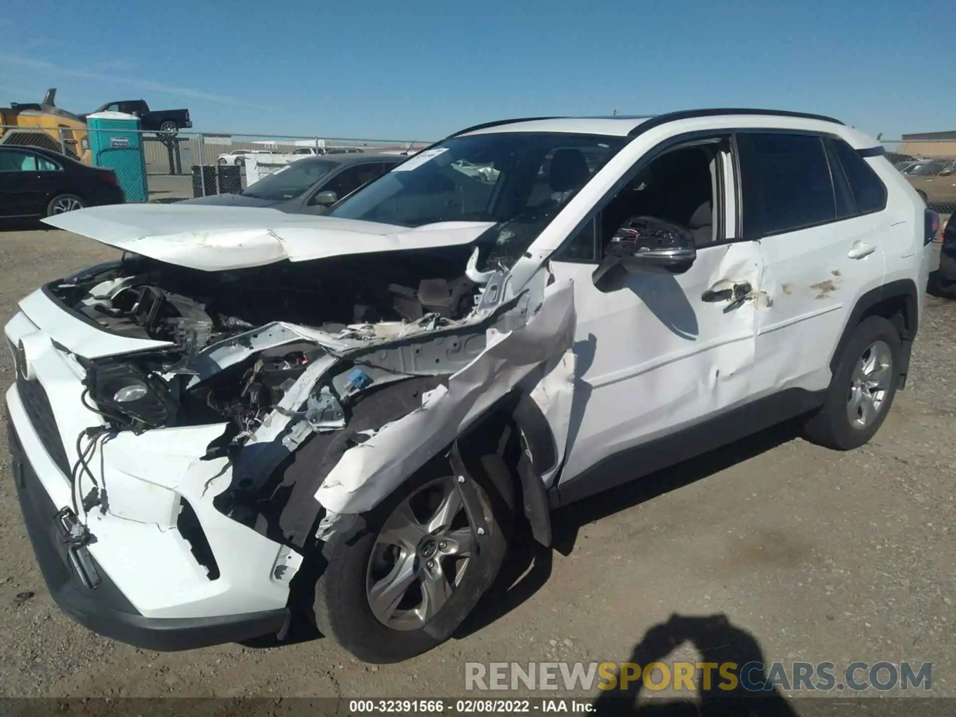 2 Photograph of a damaged car JTMW1RFV9KJ015415 TOYOTA RAV4 2019