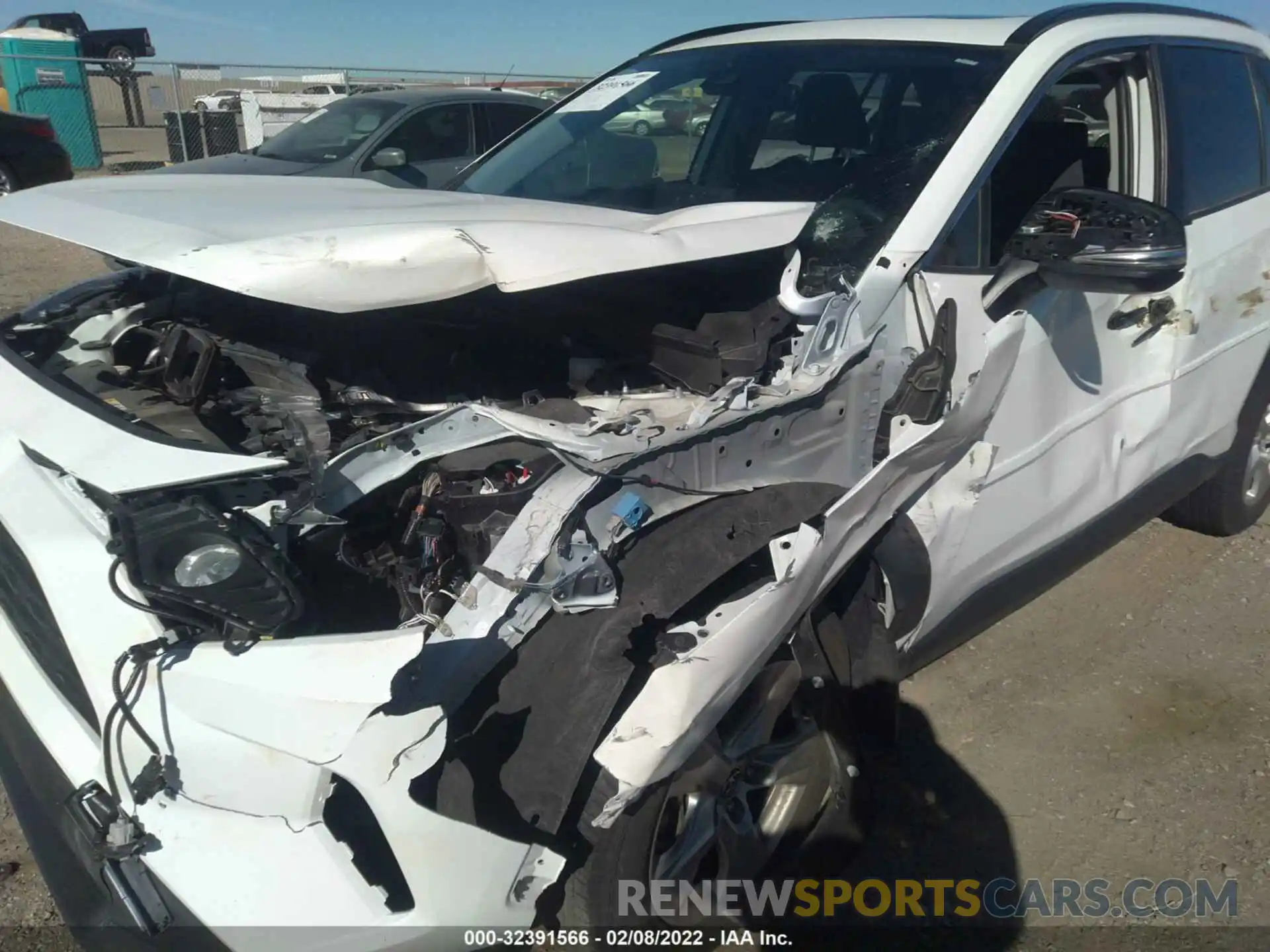 6 Photograph of a damaged car JTMW1RFV9KJ015415 TOYOTA RAV4 2019