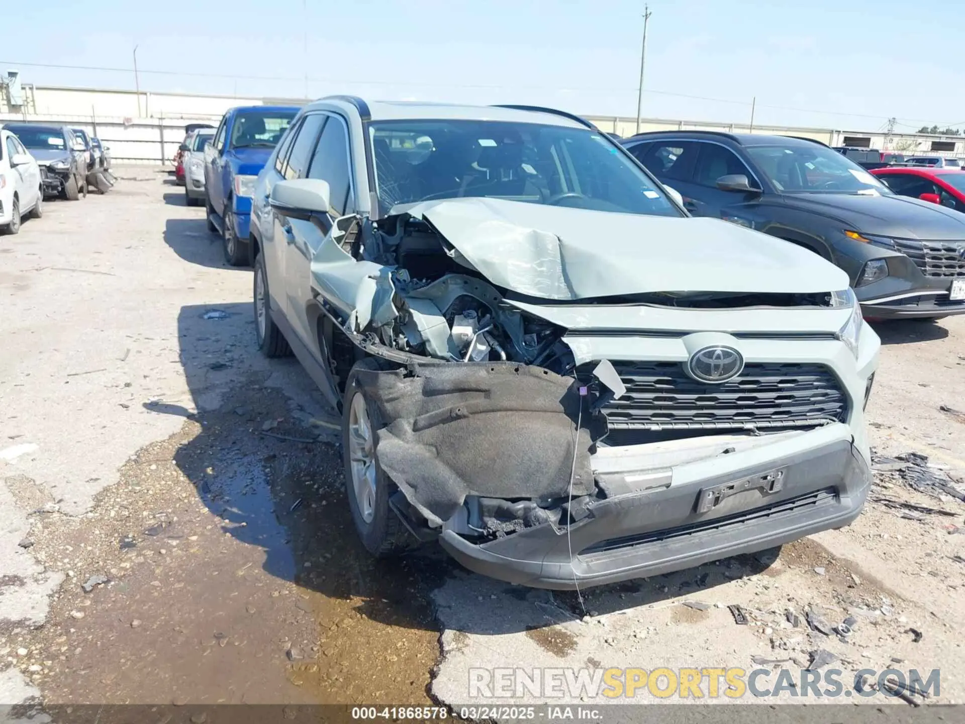 1 Photograph of a damaged car JTMW1RFVXKD035994 TOYOTA RAV4 2019