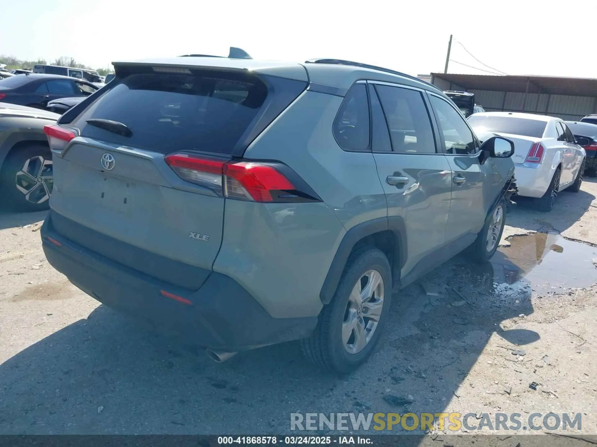 4 Photograph of a damaged car JTMW1RFVXKD035994 TOYOTA RAV4 2019