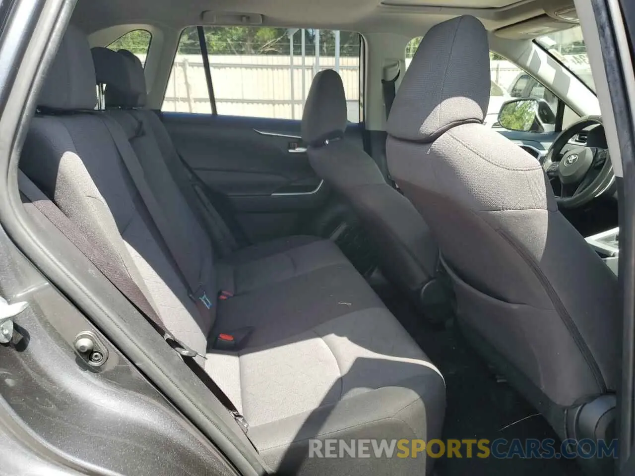 11 Photograph of a damaged car JTMW1RFVXKD037941 TOYOTA RAV4 2019