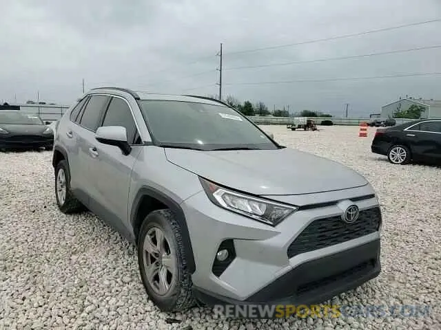 12 Photograph of a damaged car JTMW1RFVXKD500418 TOYOTA RAV4 2019