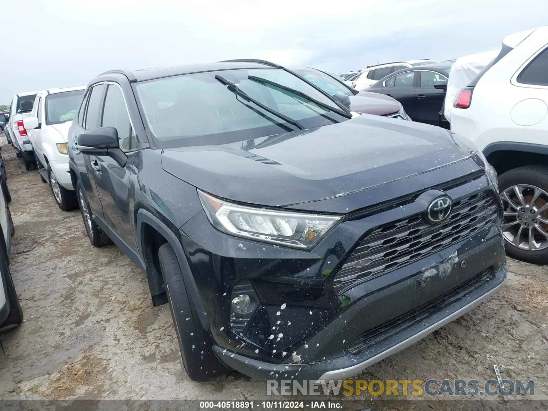 1 Photograph of a damaged car JTMY1RFV1KD500865 TOYOTA RAV4 2019