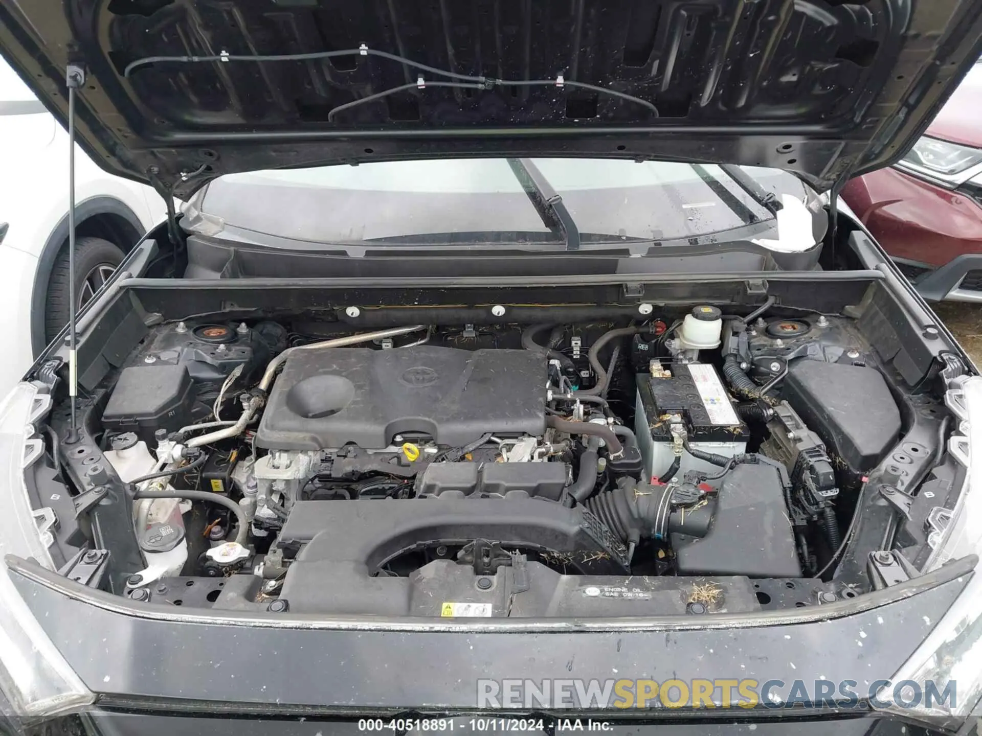 10 Photograph of a damaged car JTMY1RFV1KD500865 TOYOTA RAV4 2019